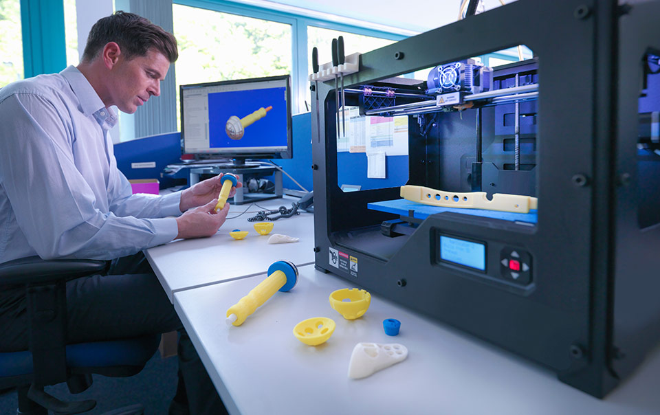 Preparing for the Risks of 3D Printing in Travelers Insurance