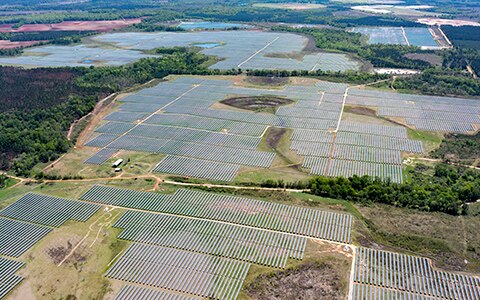overhead shot of Arlington Solar Farm