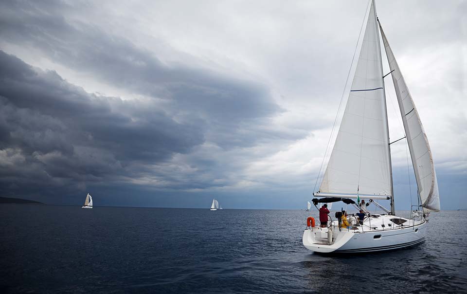 Developing a Storm Preparedness Plan for Your Boat 