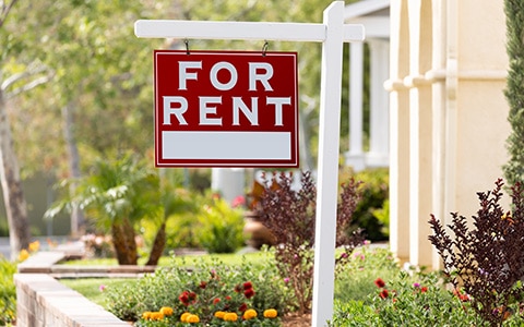 rental sign outside of house