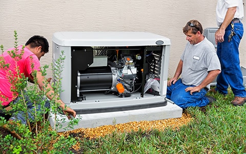 contractors installing home generator