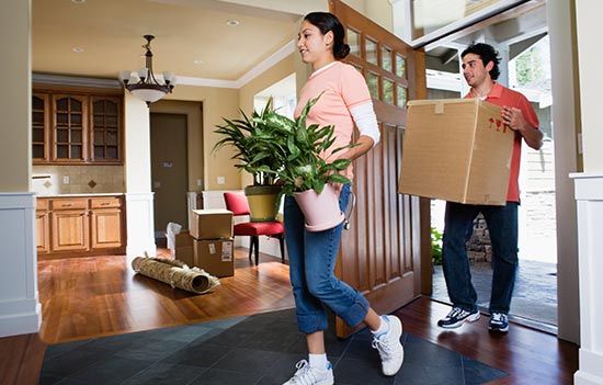 This New House Checklist Helps Moving to Your New Home Less Stressful